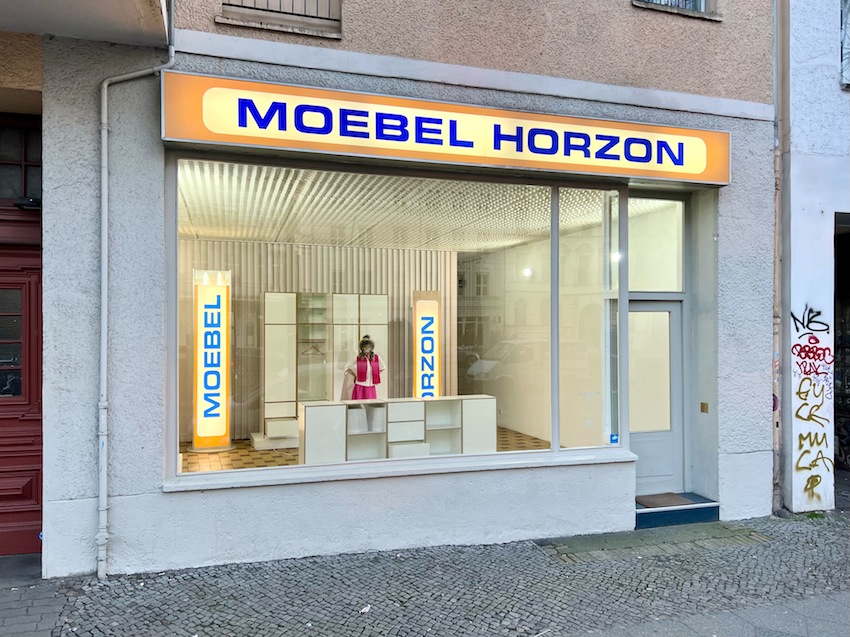 Eröffnung der ersten Moebel Horzon Filiale 1999